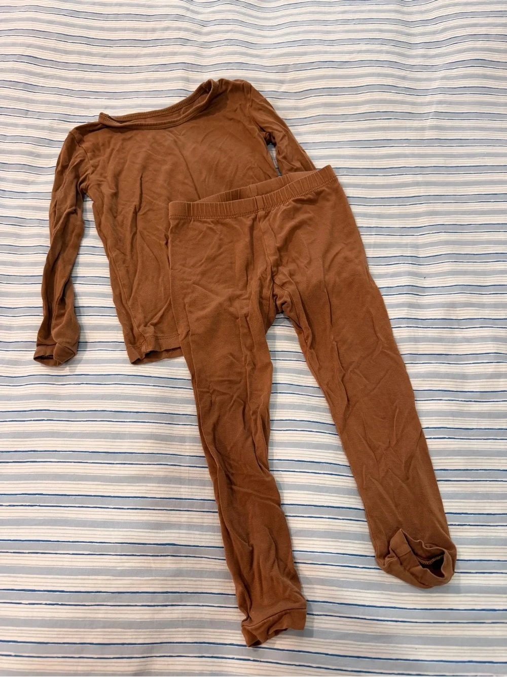 Kyte BABY Solid Brown Long Sleeve Two-Piece Pajama Set